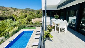Pool - Villa Kubik by Costabravaway (calonge)