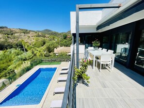 Pool - Villa Kubik by Costabravaway (calonge)