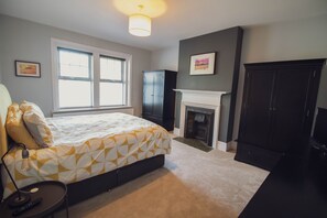 2 bedrooms
