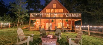 A-Frame w/Hot Tub, K beds +more!