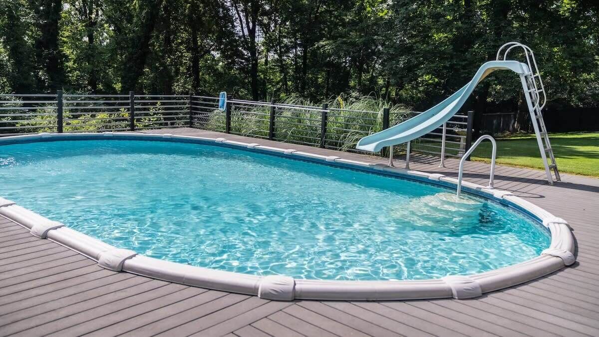 POOL HOME on 1 acre!  Perf for groups & families!