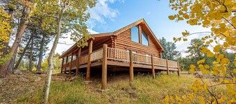 Red Feather Lakes Cozy Log Cabin