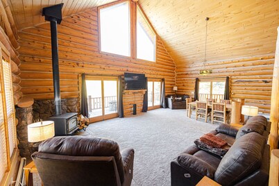 Red Feather Lakes Cozy Log Cabin