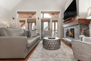 Smart-TV, Kamin, Computerbildschirme