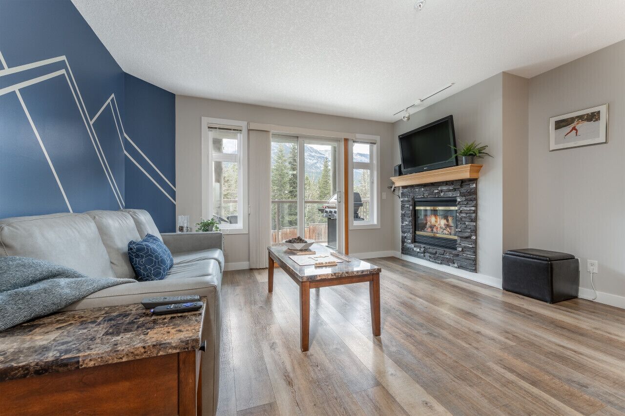 Blue Bird Skies - Mountain Views - Gym & Secure Parking - Canmore