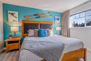 3 habitaciones, escritorio, tabla de planchar con plancha y wifi gratis 