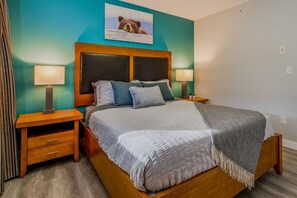2 bedrooms, desk, iron/ironing board, travel crib
