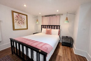 3 bedrooms, desk, iron/ironing board, travel crib - Stylish Fremont Retreat | Sleeps 8, Walk to Eats (Seattle)