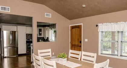 Quiet Family Home - Firepit- Barn for Animals