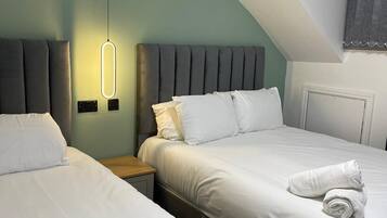 Standard Apartment, Ensuite (1 Bed Apartment- Sleeps 3) | 1 bedroom