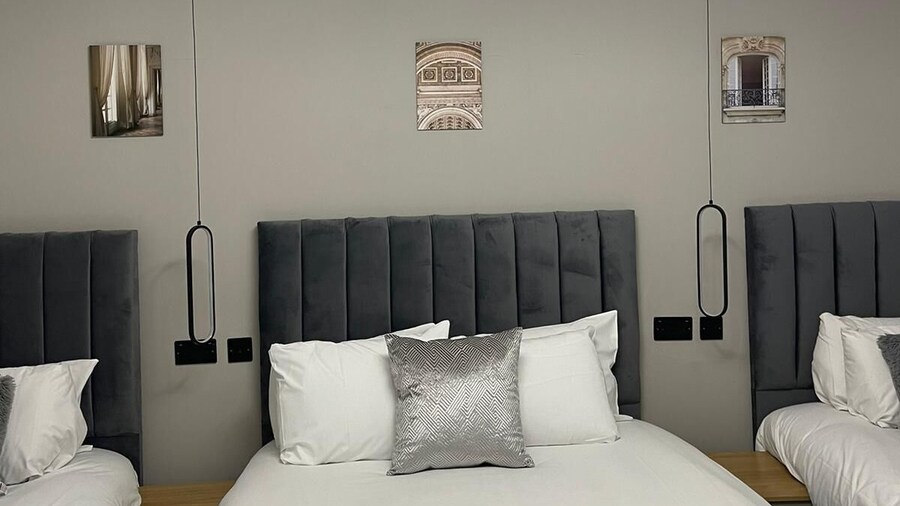 Luis Apartments in Leeds