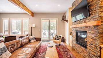 TV, fireplace, video games, offices