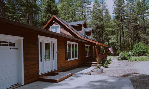 Viola Pines - Entire Home