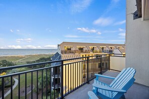 Property grounds - Top Floor Oceanfront Penthouse  - Pool, Views, Playground! (Isle Of Palms)