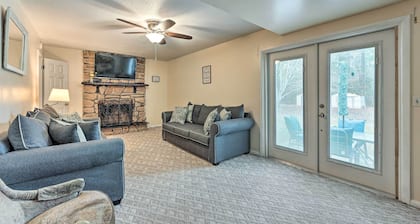 1 Mi to MCAS New River: Peaceful Home w/ Patio