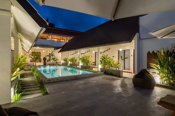 Outdoor pool, open 10:00 AM to 9:00 PM, pool umbrellas, sun loungers