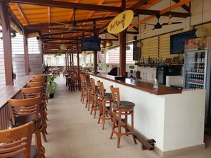 Sports bar - Bruga Villas Restaurant and Spa  (Selong Belanak)