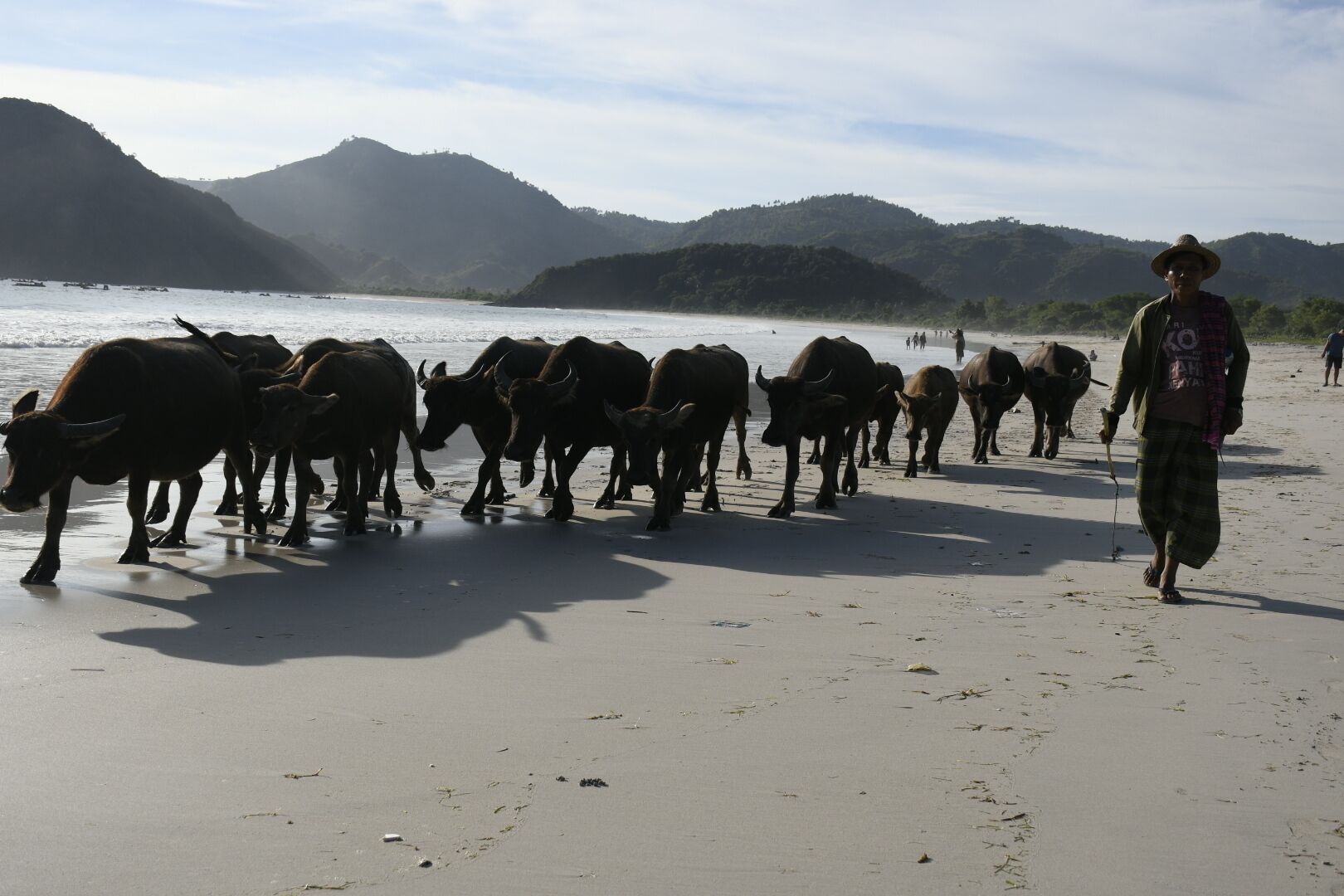 Una spiaggia nelle vicinanze, sabbia bianca