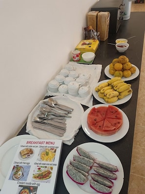 Free daily buffet breakfast  - Vang Vieng Trendy Hotel (Vang Vieng)