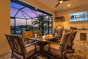 Dining - NEW! Heated Pool&Spa, Tiki Hut, Kayaks, - Just South of Heaven! - Villa Cielo Sur - Roelens (Cape Coral)