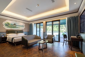 Suite Studio Exécutive | Matelas mémoire de forme, articles gratuits dans le mini-bar
