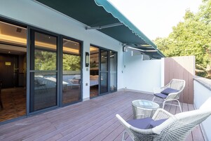 Suite estudio ejecutiva | Terraza o patio