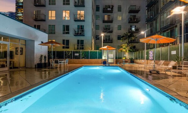 Outdoor pool, a heated pool