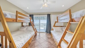 3 habitaciones, tabla de planchar con plancha y wifi gratis
