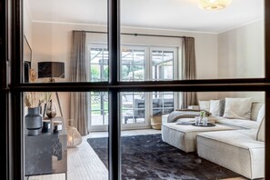 Imagen sin descripción, 4 de 33, botón