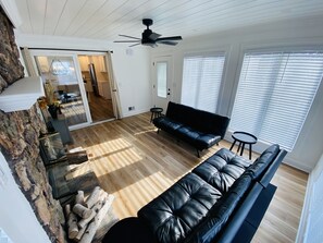 Smart TV, fireplace, printers