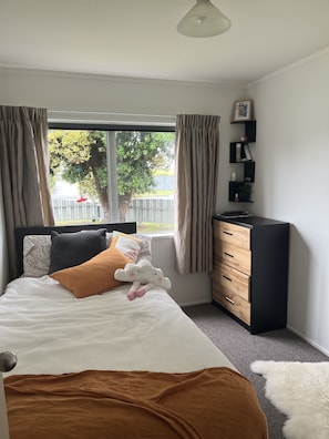 3 bedrooms, WiFi