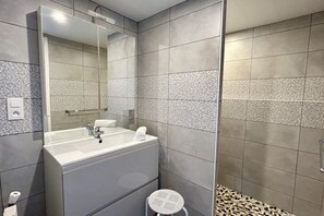 Dusche, Haartrockner