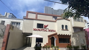 Exterior - Manantial Hostal No.004 (Lima)