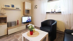 Unclassified image, 3 of 11, button