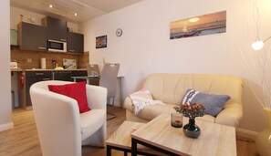 TV, stereo - Bruno - Willkommen in der Ferienwohnung Bruno (Kühlungsborn)