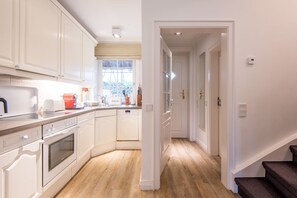 Imagen sin descripción, 4 de 35, botón