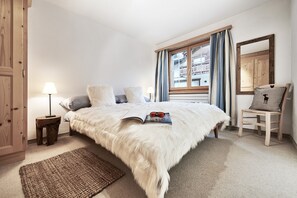 3 quartos, Wi-Fi de cortesia, roupa de cama