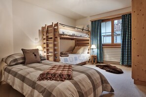 3 habitaciones, wifi gratis y ropa de cama 