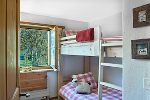 2 bedrooms, free WiFi, bed sheets - Apartment "Glacier" with Wi-Fi (Klosters)