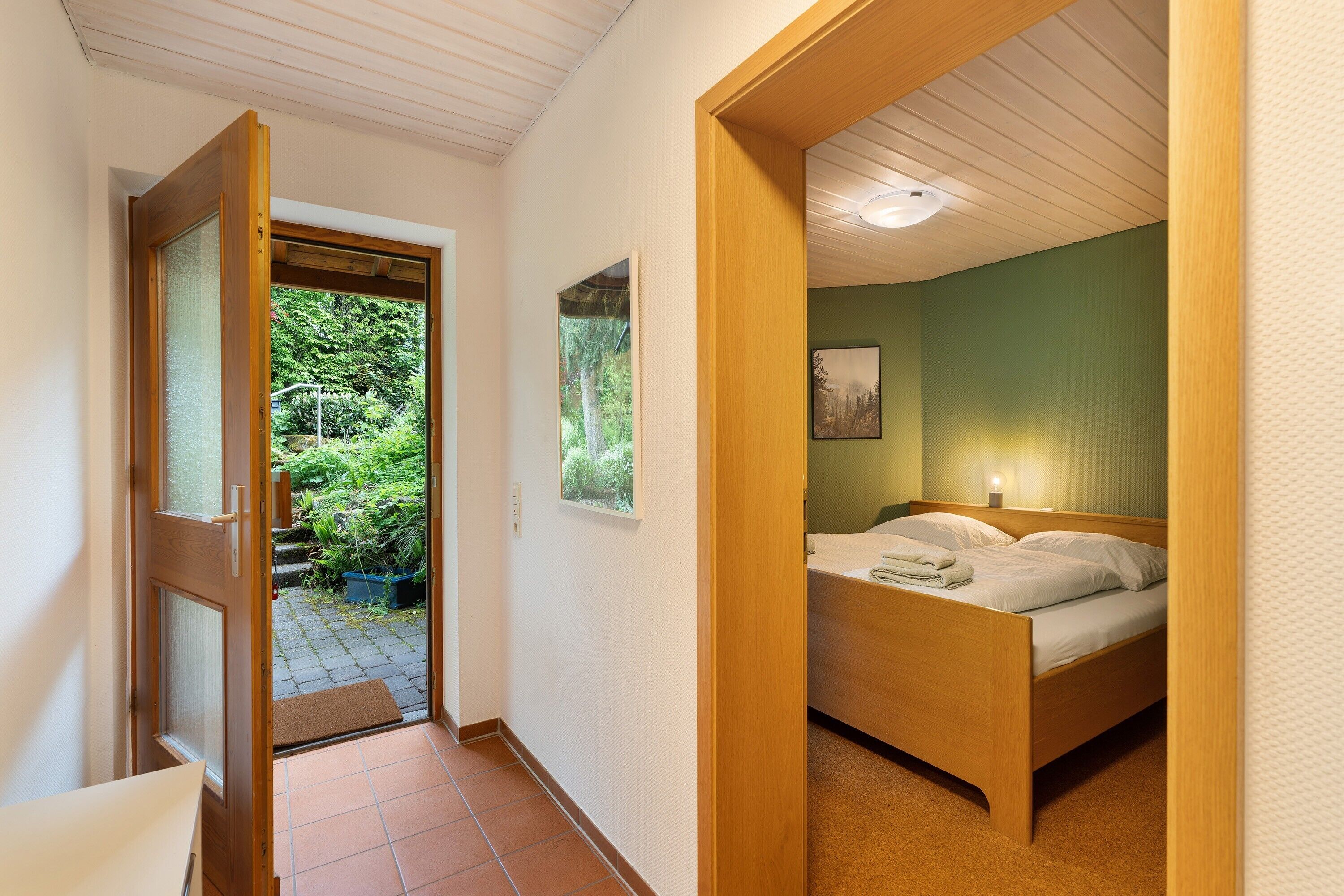 2 chambres, fer et planche à repasser, Wi-Fi gratuit, draps fournis