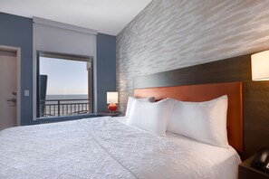 스튜디오, 킹사이즈침대 1개, 발코니 | 책상, 암막 커튼, 다리미/다리미판, 침대 시트