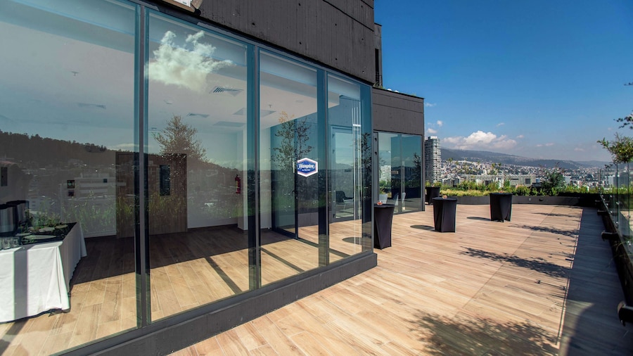 Hampton By Hilton Quito La Carolina Park