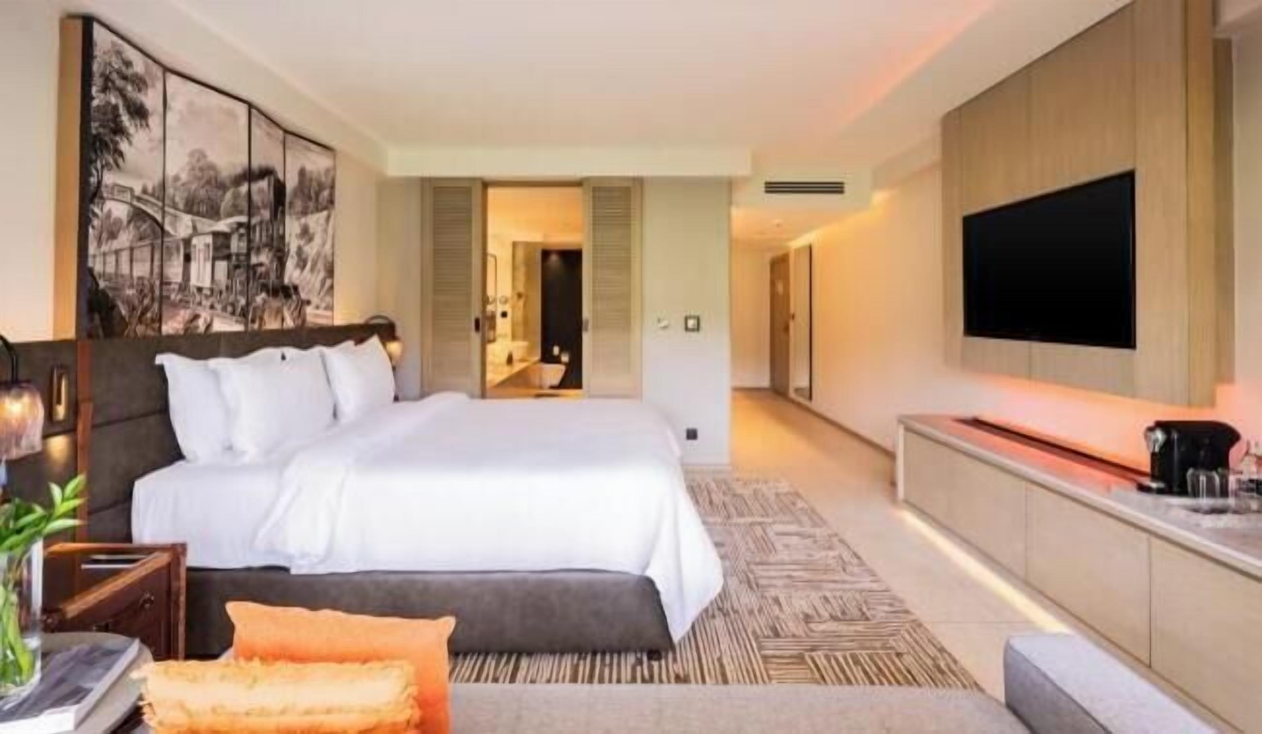 Egyptiske bomuldslagner, premium-sengetøj, gratis produkter i minibaren