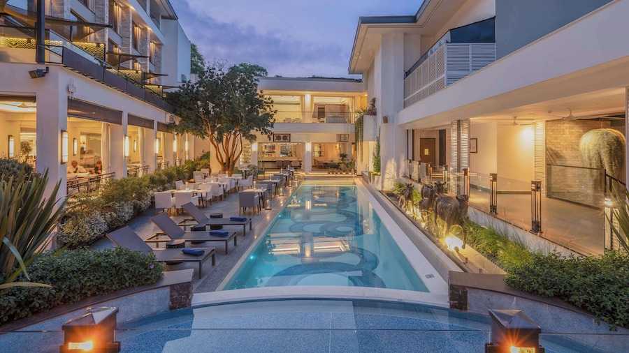 Kwetu Nairobi, Curio Collection By Hilton