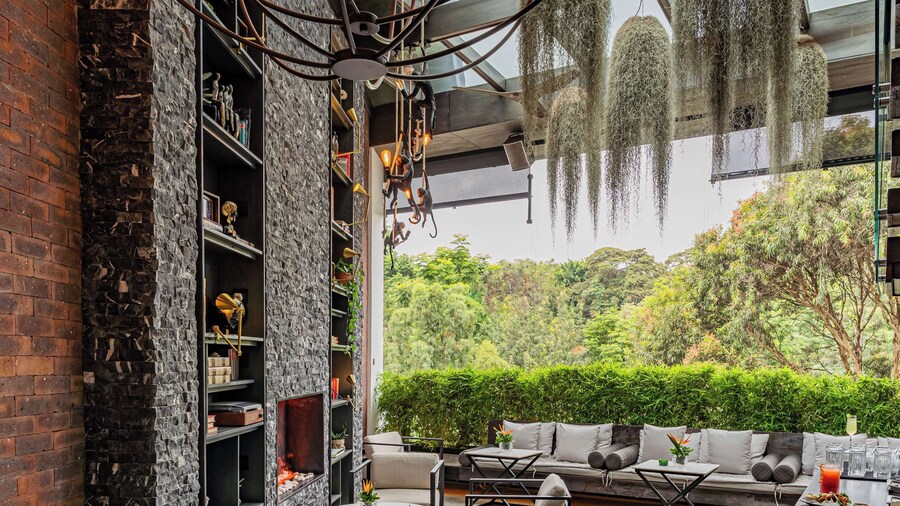 Kwetu Nairobi, Curio Collection By Hilton