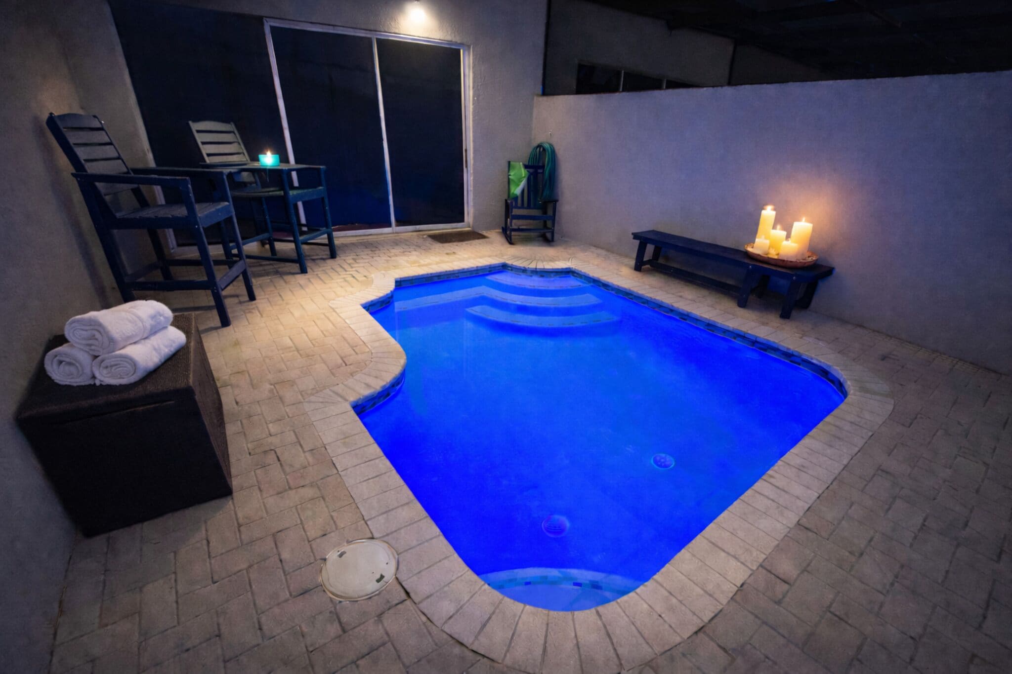 Ulkouima-allas, lämmitetty uima-allas