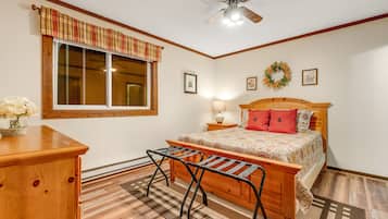 2 bedrooms, iron/ironing board, internet, bed sheets