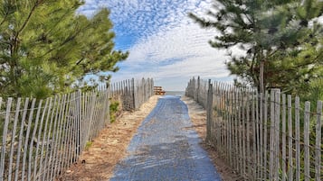 Enceinte de lâhĂ©bergement