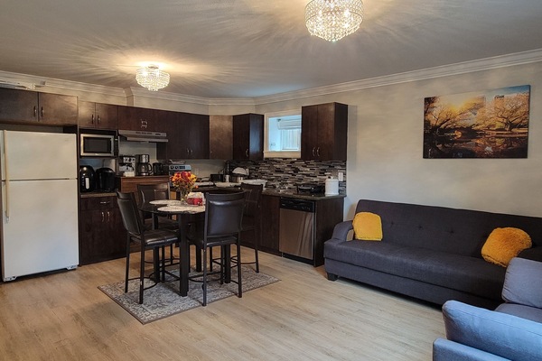 Fridge, microwave, espresso maker, coffee/tea maker