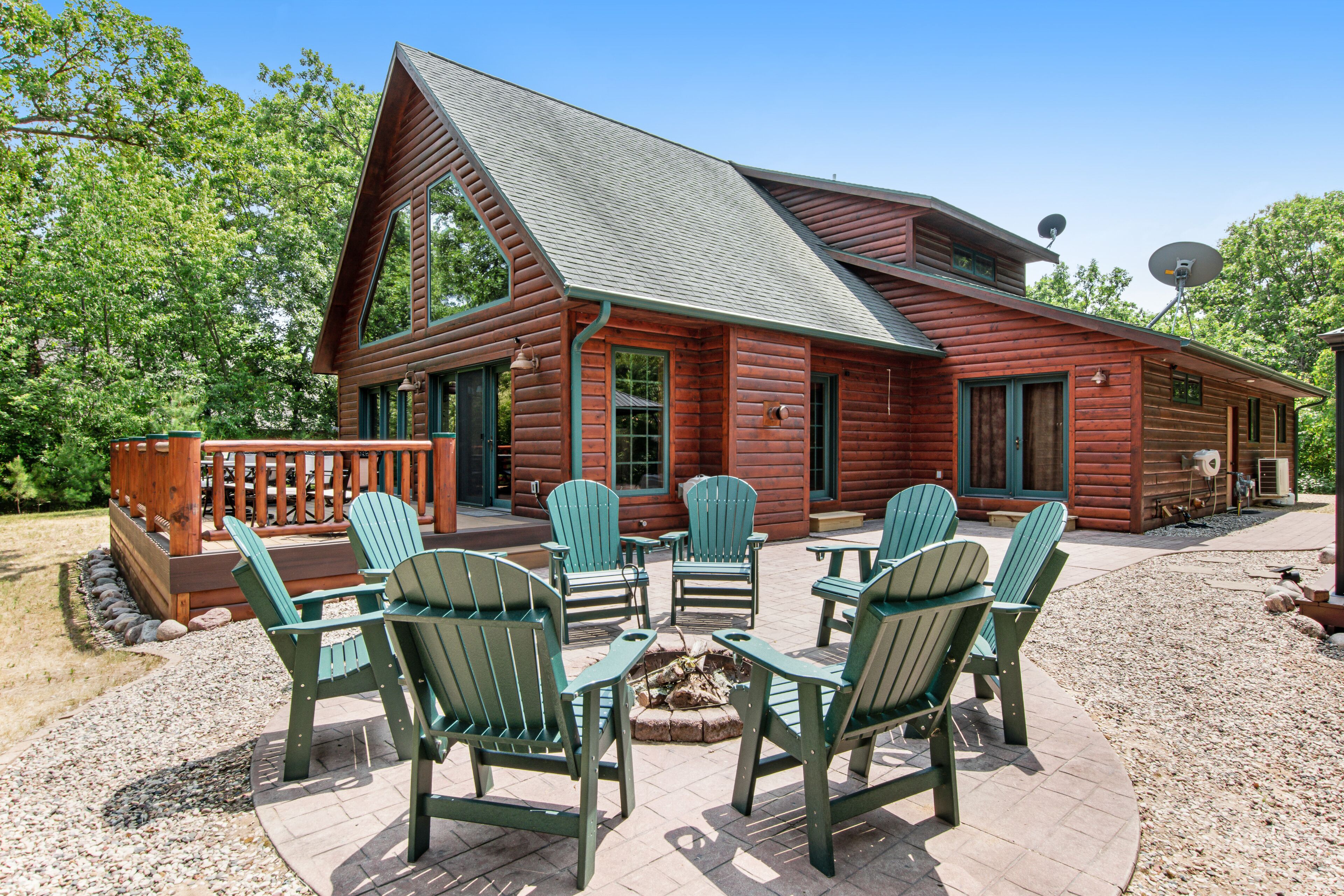 Rustic, spacious, lakefront home with private boat slip, game room & gazeebo